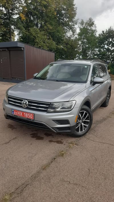 Volkswagen Tiguan — фото 1
