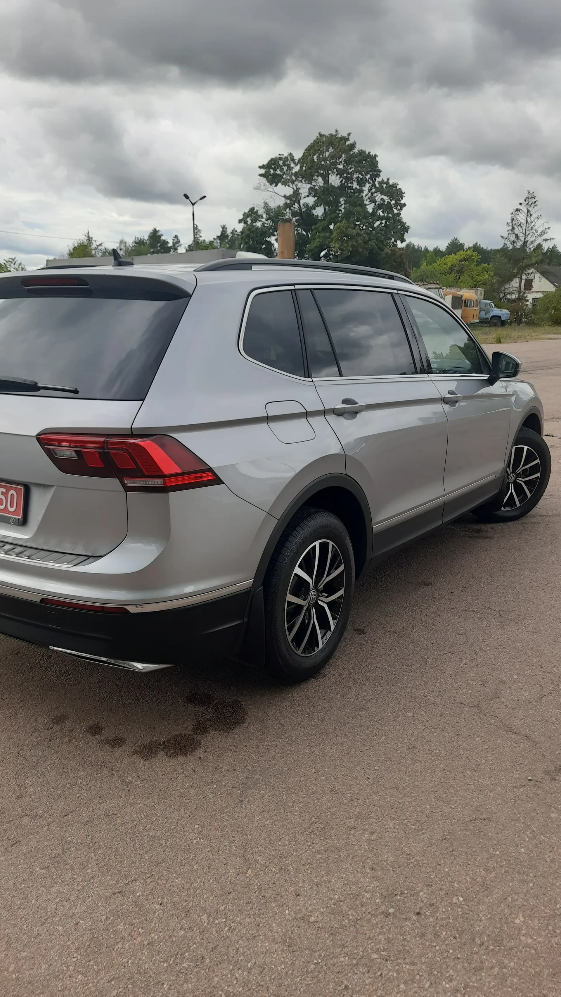 Volkswagen Tiguan — фото 6