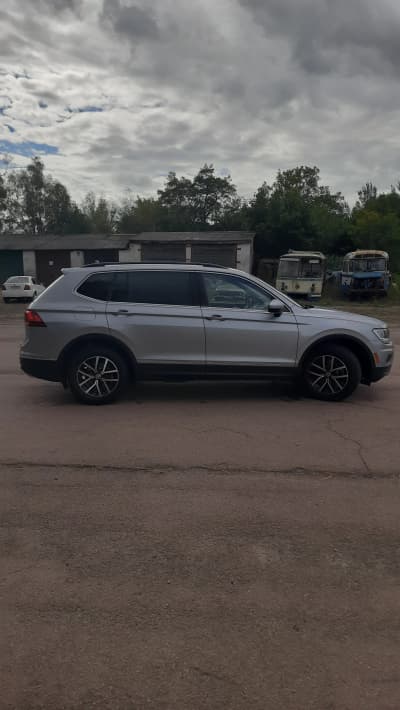 Volkswagen Tiguan — фото 9