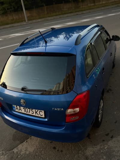 Skoda Fabia — фото 13
