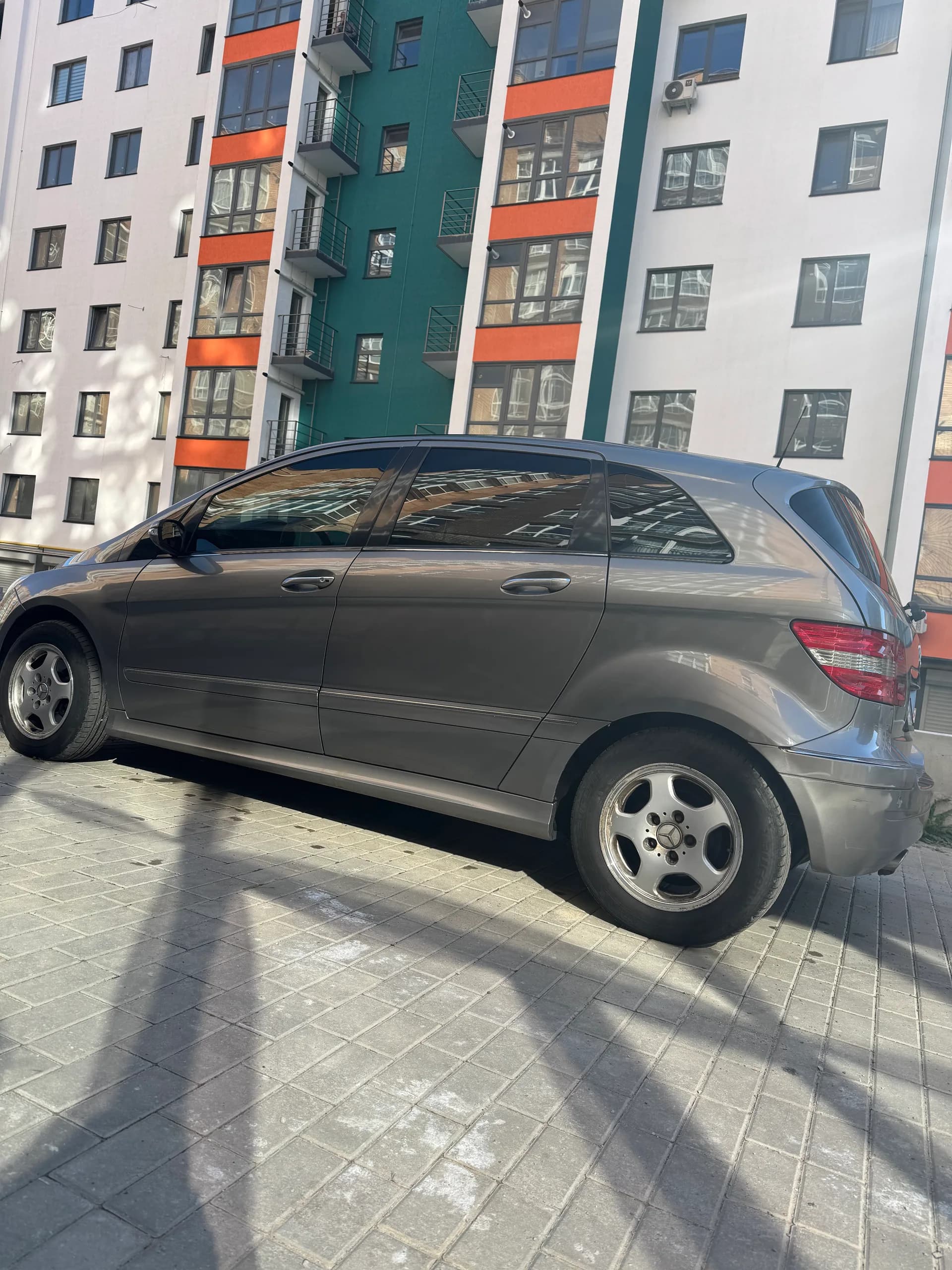 Mercedes-Benz B-Class — фото 10