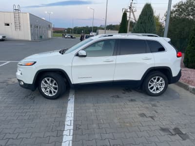 Jeep Cherokee — фото 6