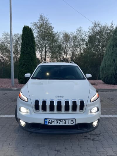 Jeep Cherokee — фото 8