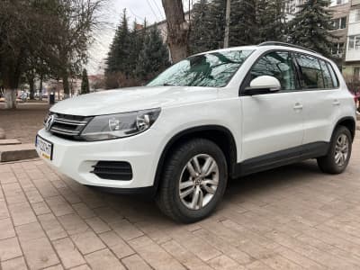 Volkswagen Tiguan — фото 2