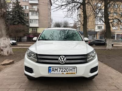 Volkswagen Tiguan — фото 5
