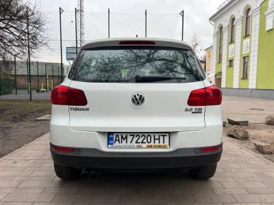 Volkswagen Tiguan — фото 6