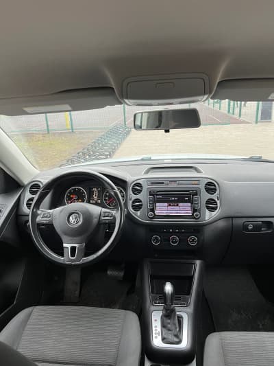 Volkswagen Tiguan — фото 7