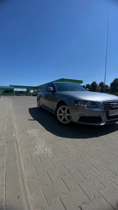 Audi A4 — фото 3