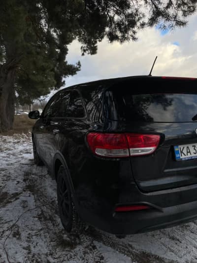 Kia Sorento — фото 4