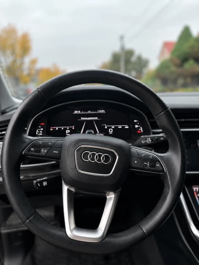 Audi Q7 — фото 6