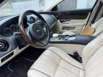 Jaguar XJ — фото 5