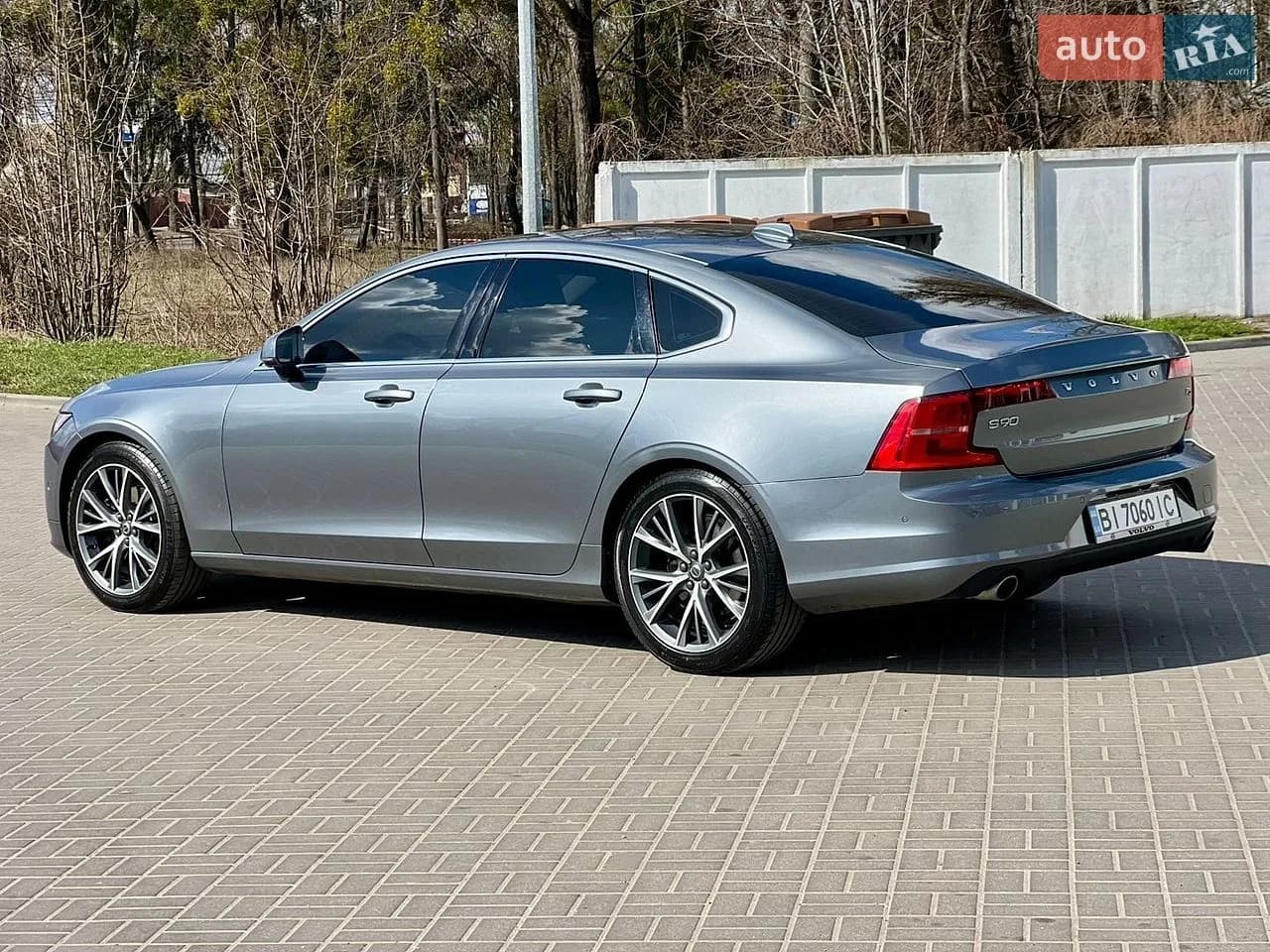 Volvo S90 — фото 8