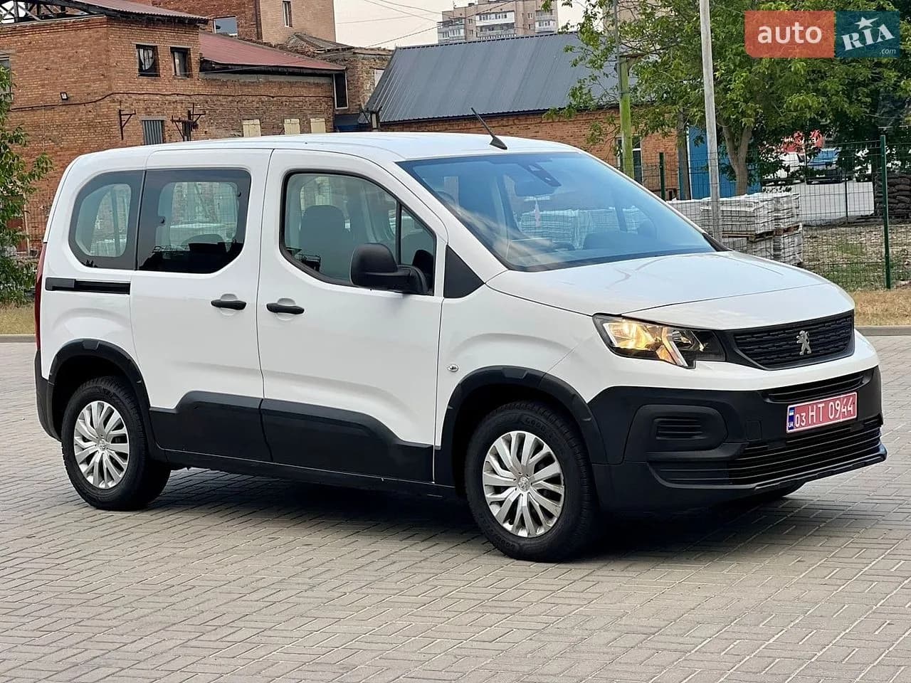 Peugeot Rifter — фото 9