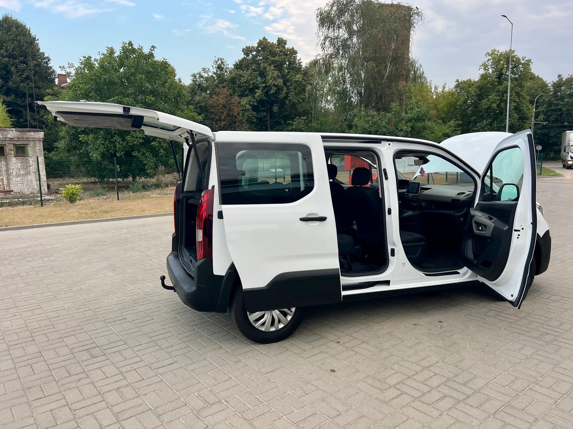 Peugeot Rifter — фото 3