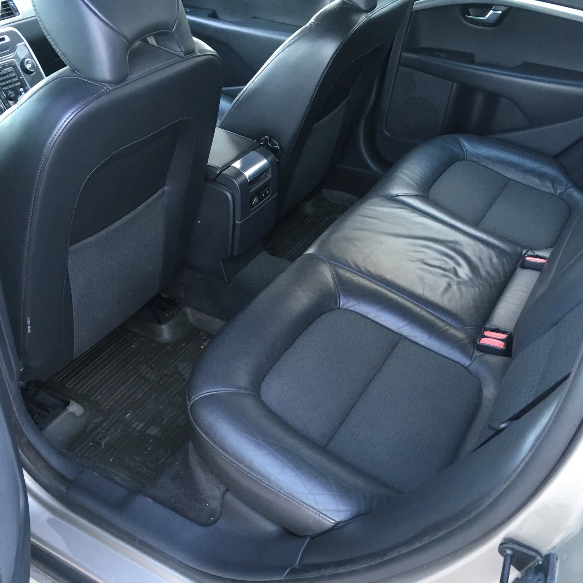 Volvo V70 — фото 6