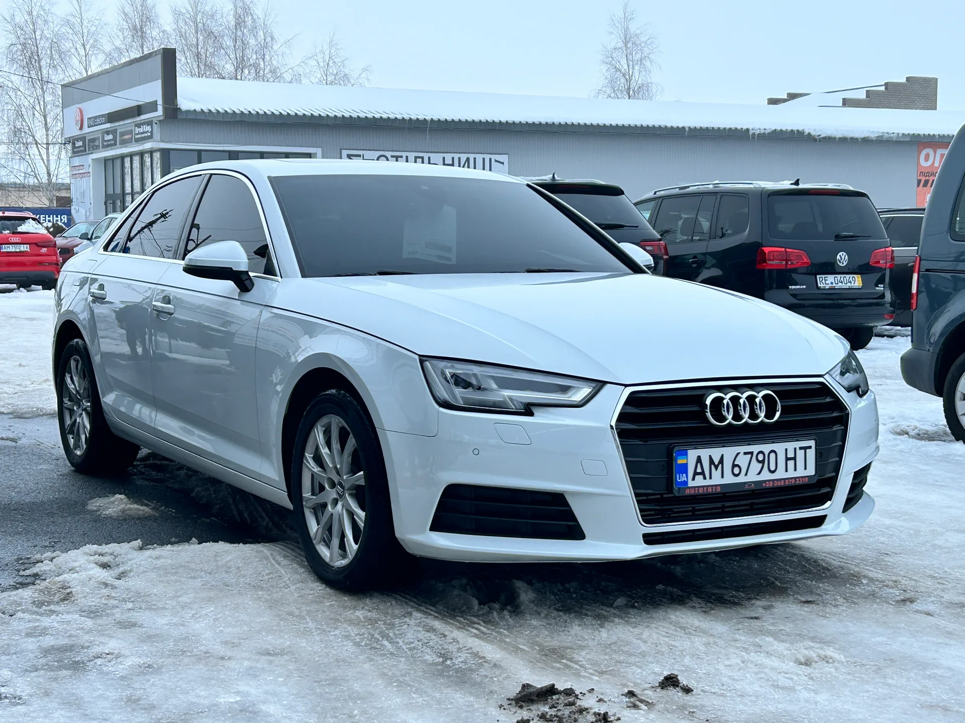 Audi A4 — фото 2