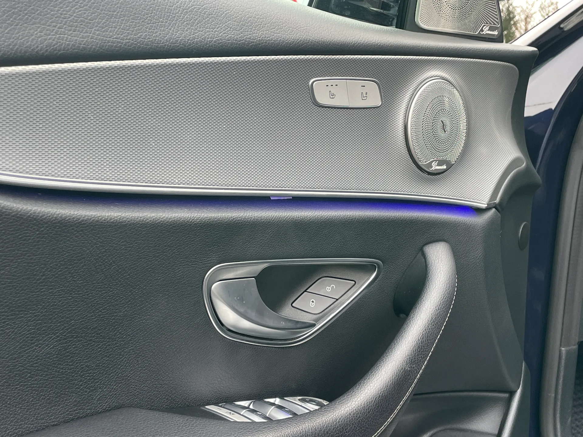 Mercedes-Benz E-Class — фото 12