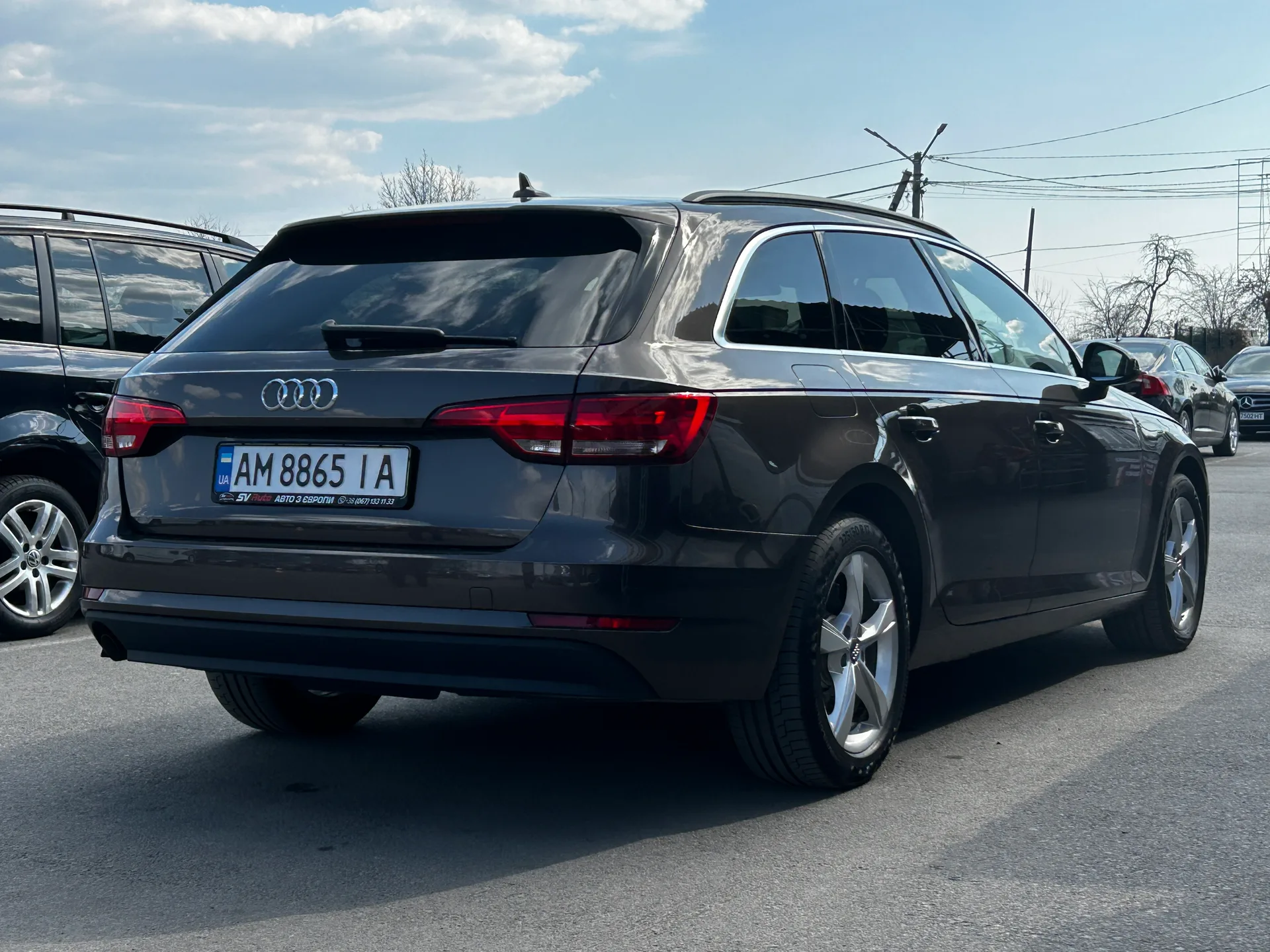 Audi A4 — фото 3