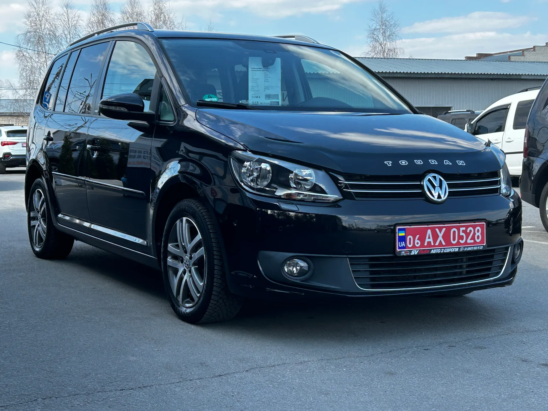 Volkswagen Touran — фото 2