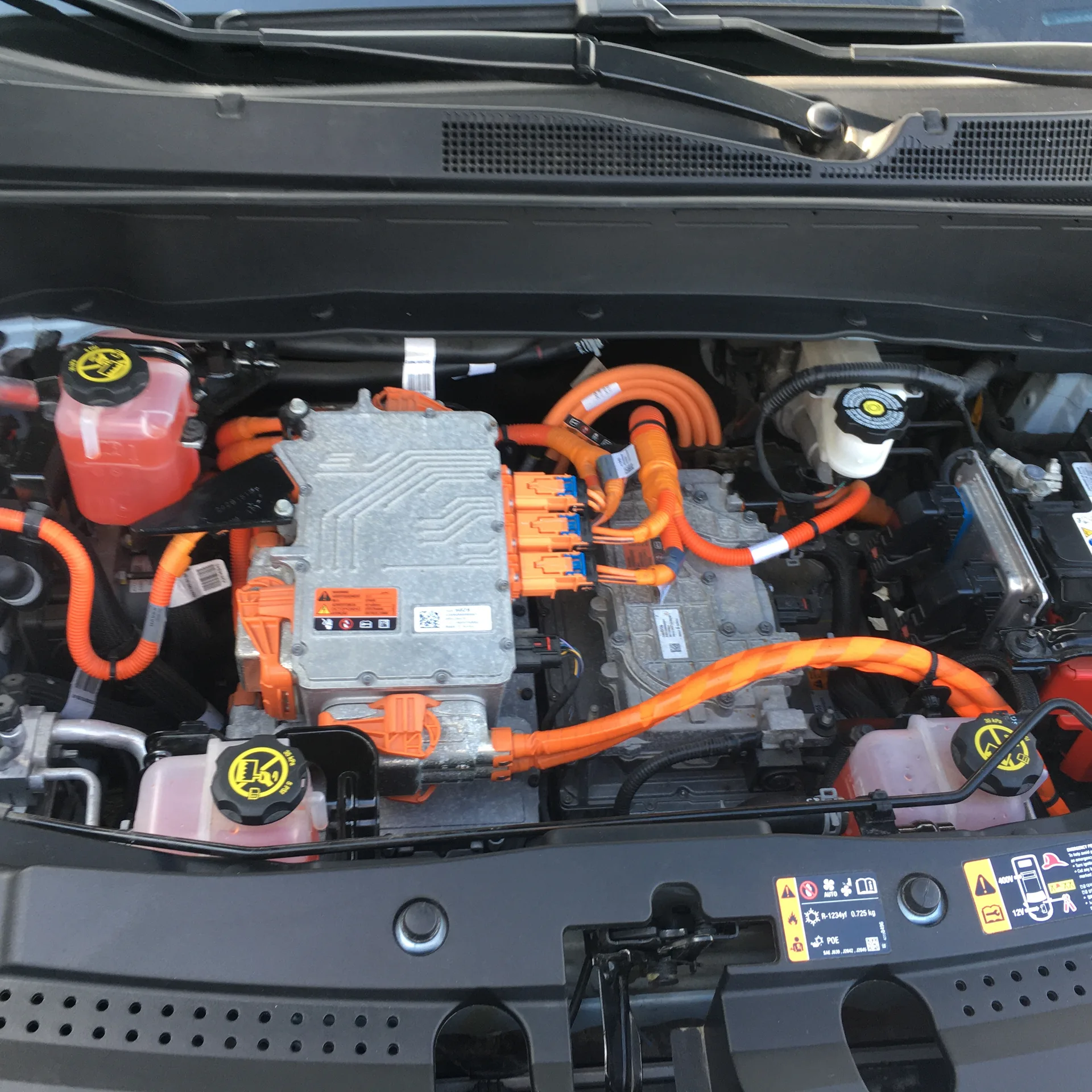 Chevrolet Bolt EUV — фото 9