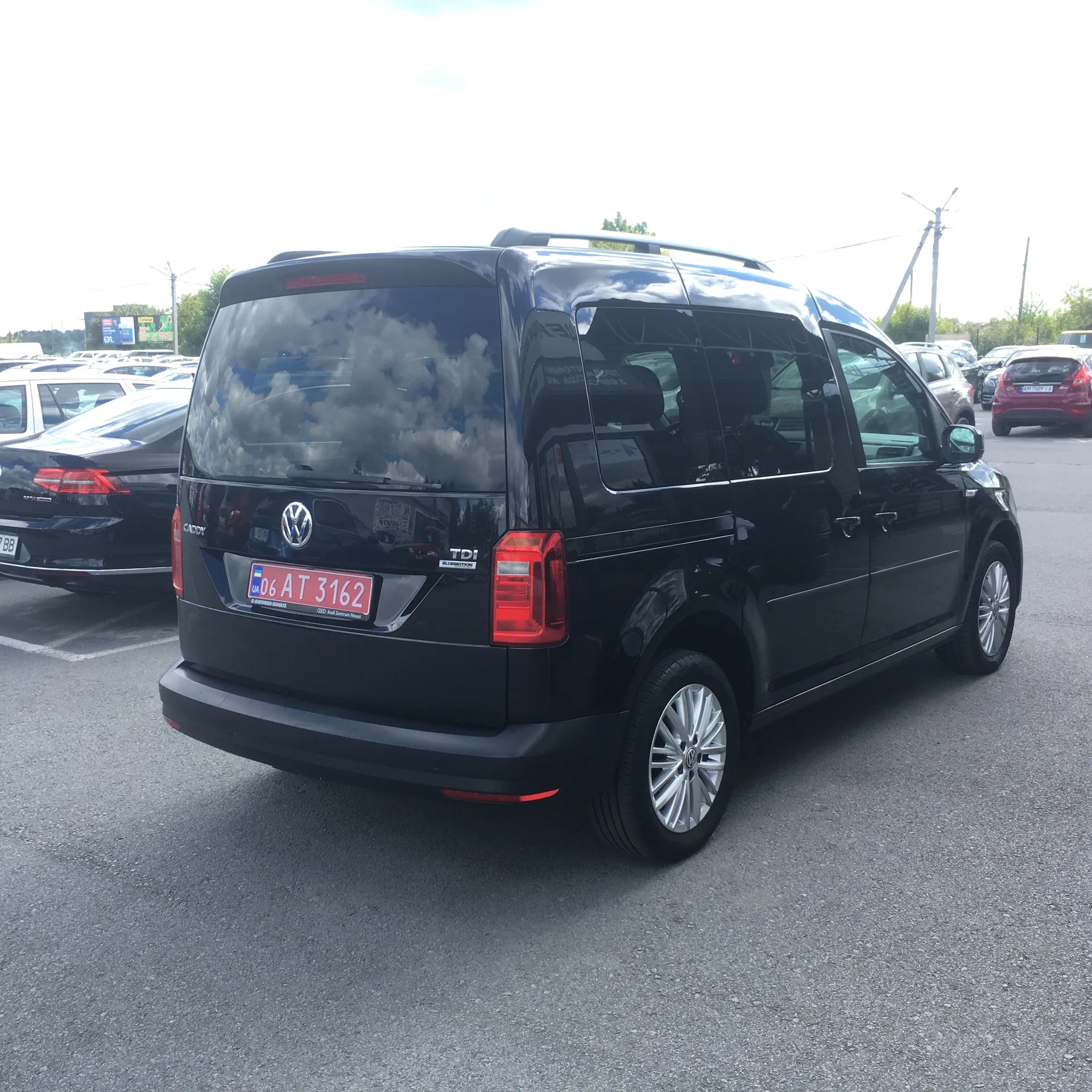 Volkswagen Caddy — фото 4