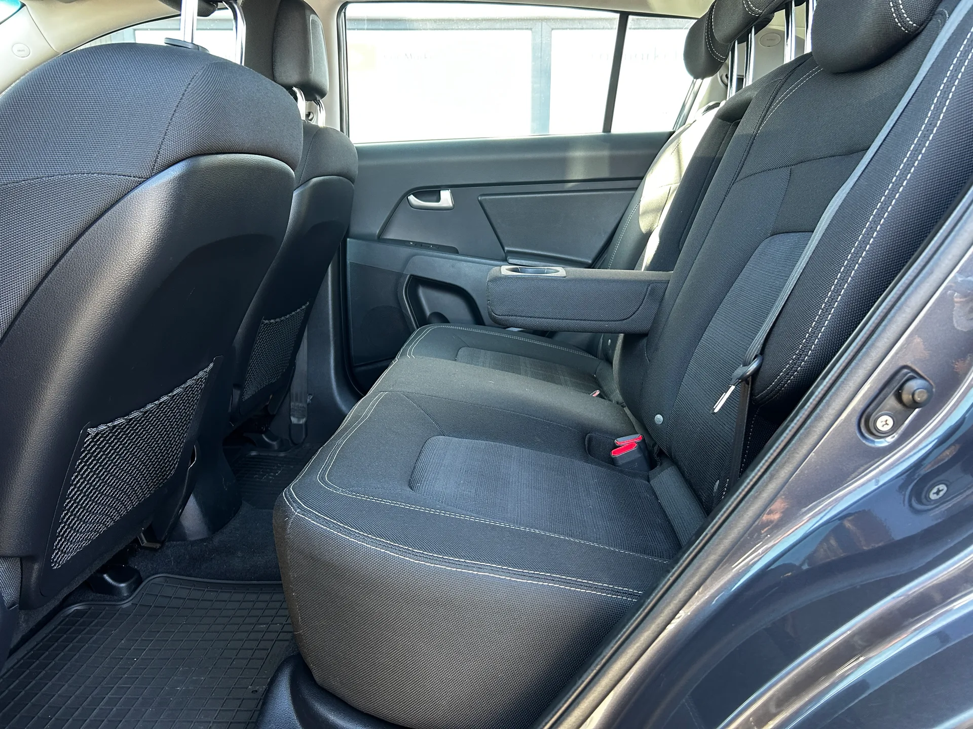 Kia Sportage — фото 7