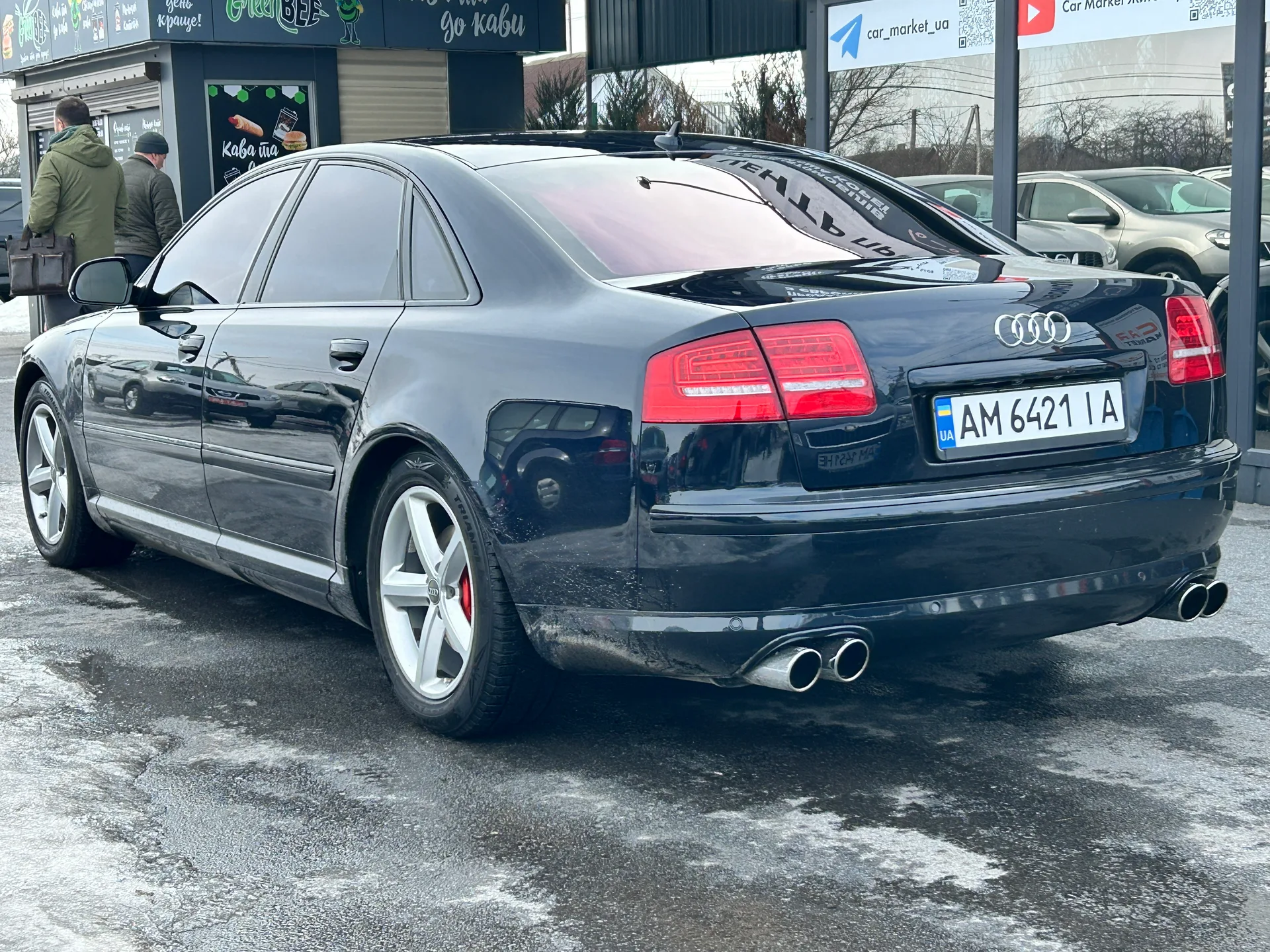 Audi A8 — фото 4