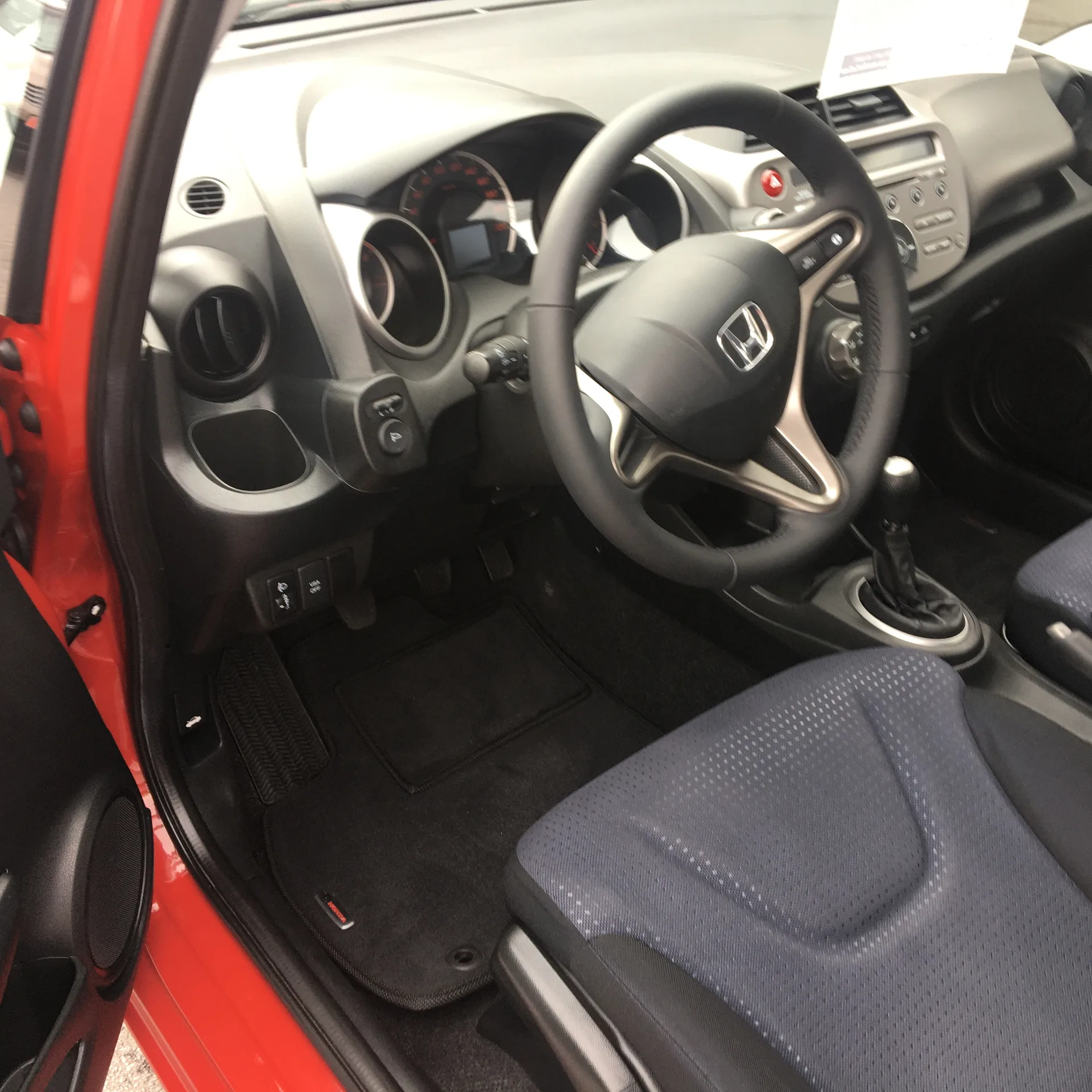 Honda Jazz — фото 8