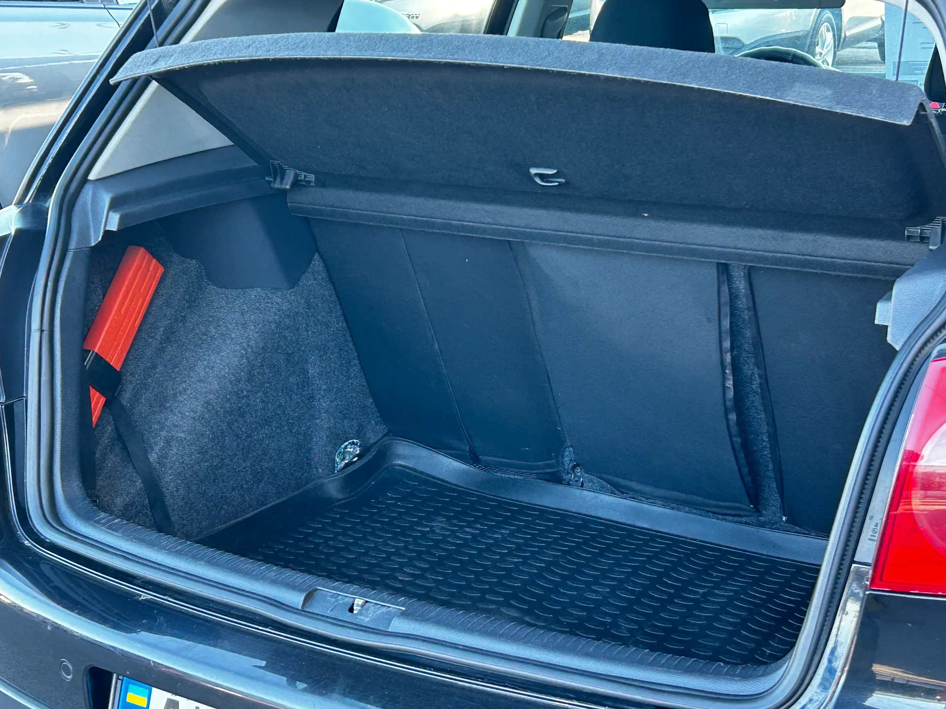 Volkswagen Golf — фото 8