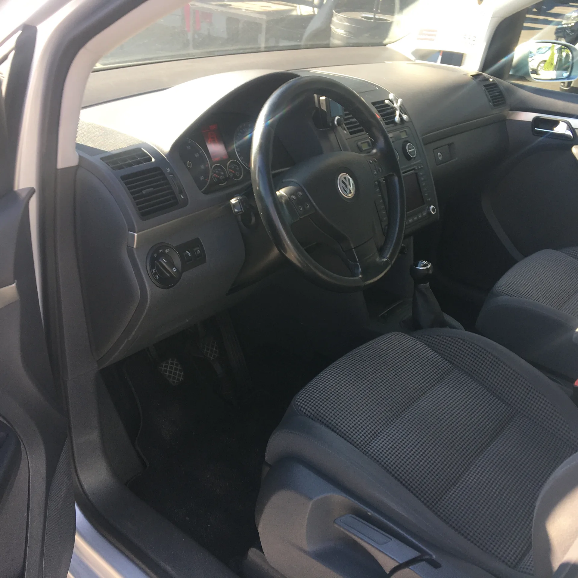 Volkswagen Touran — фото 8