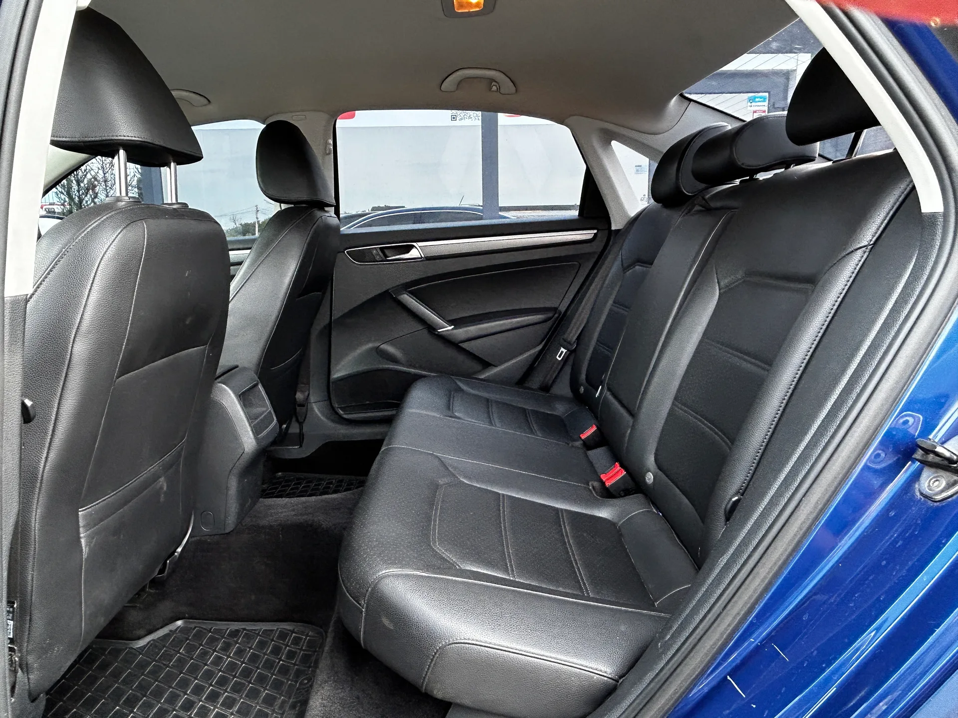 Volkswagen Passat — фото 7