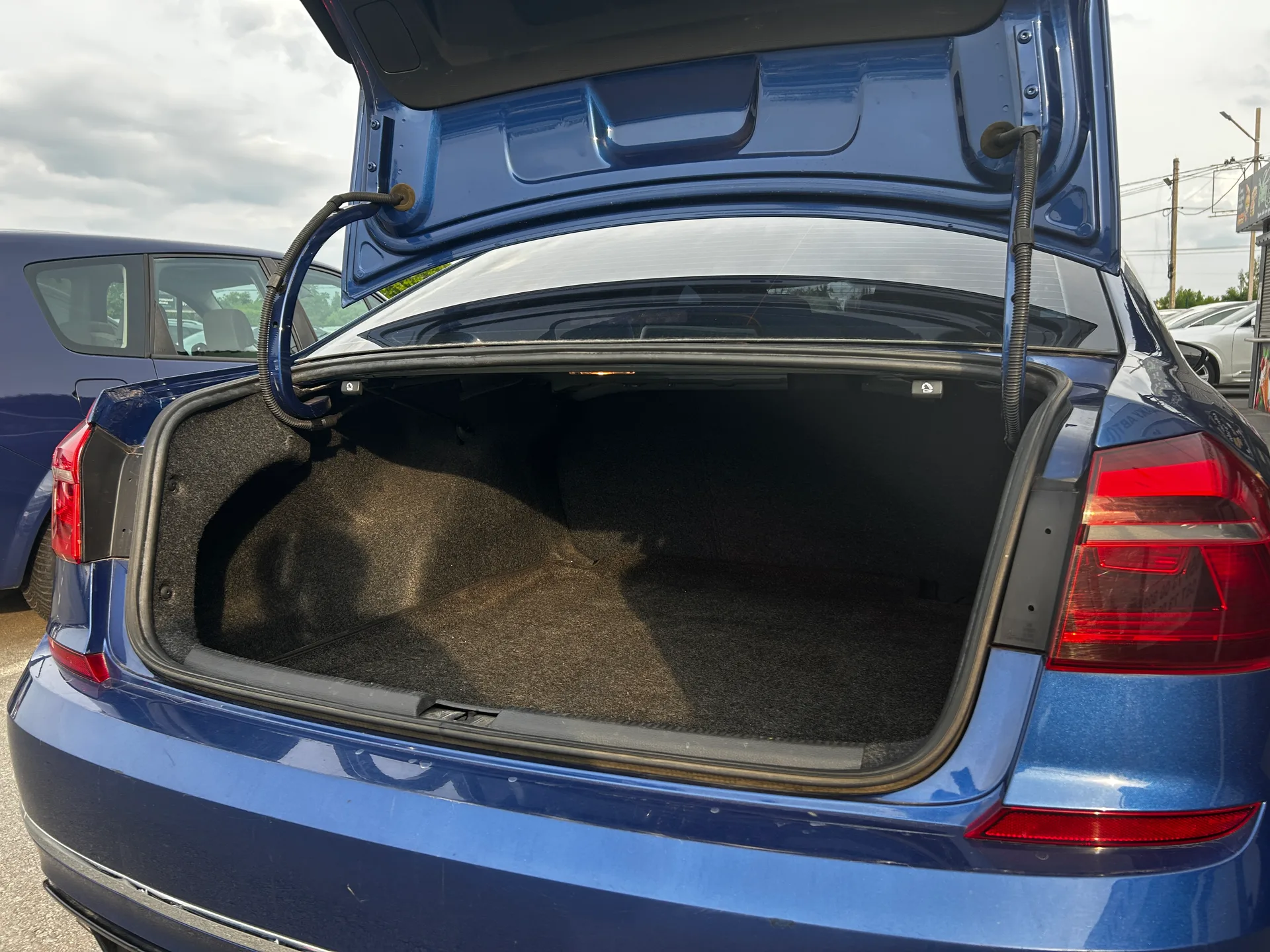 Volkswagen Passat — фото 8