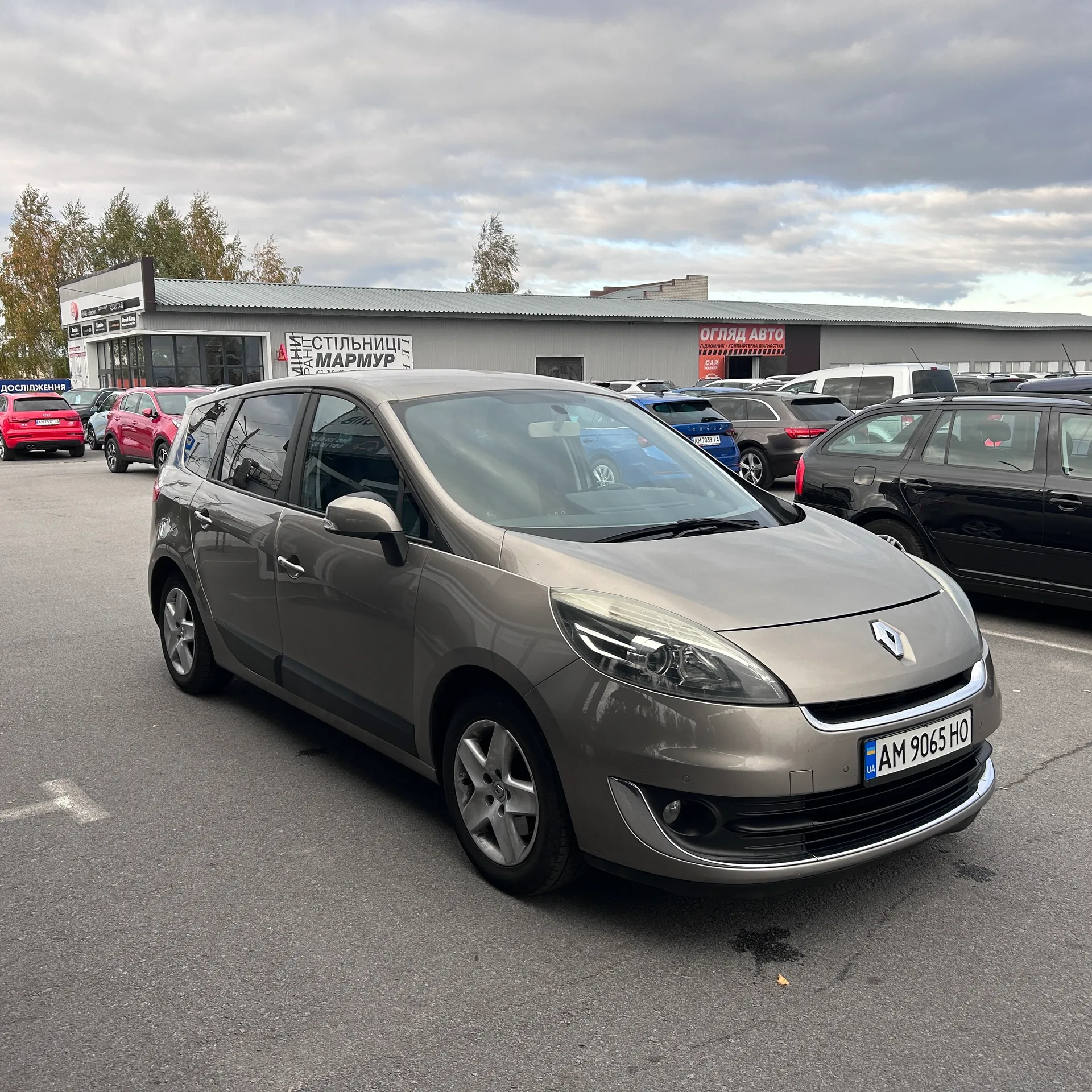 Renault Grand Scenic — фото 2