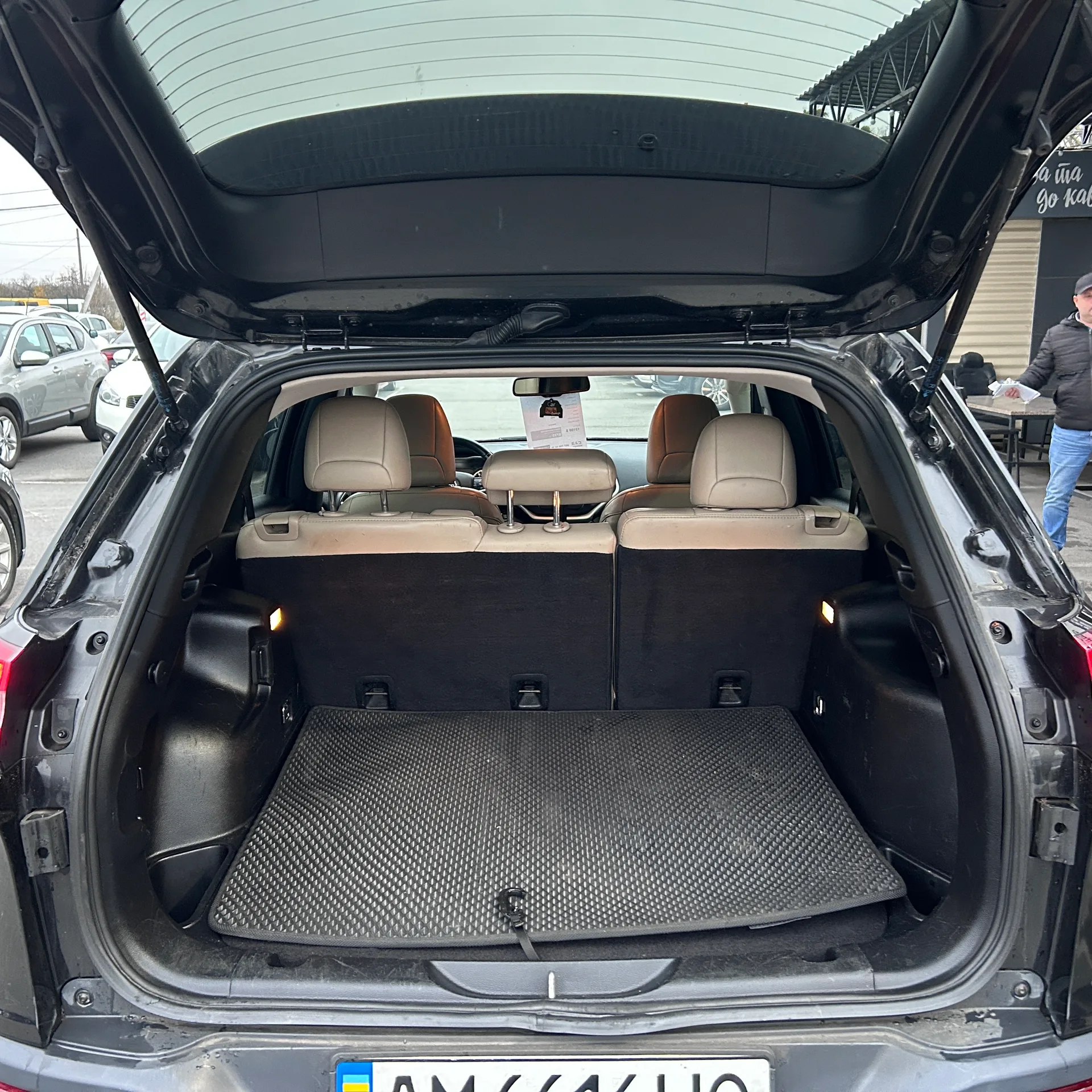 Jeep Cherokee — фото 5