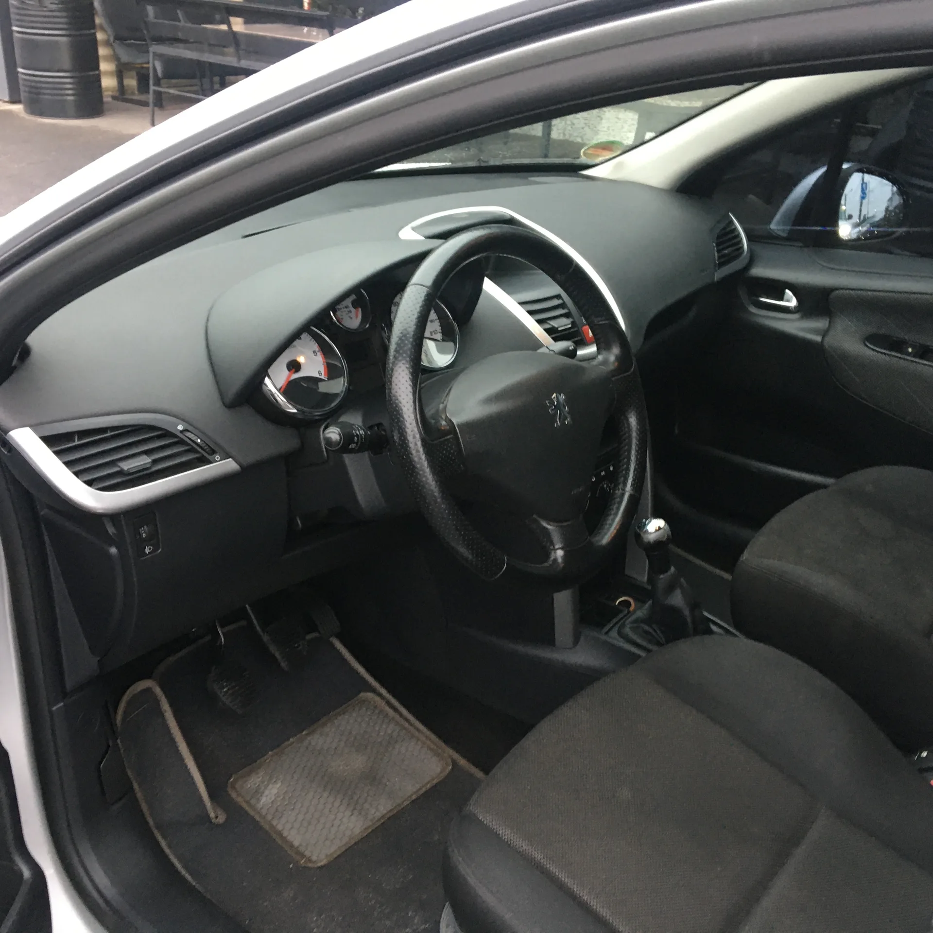 Peugeot 207 — фото 8