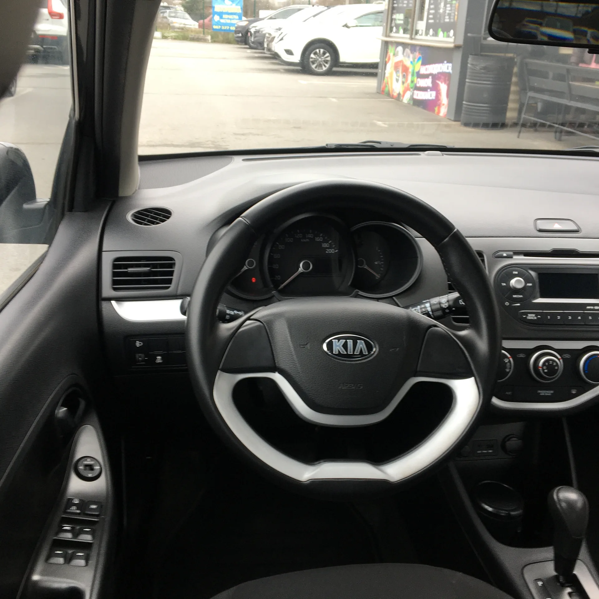 Kia Picanto — фото 7