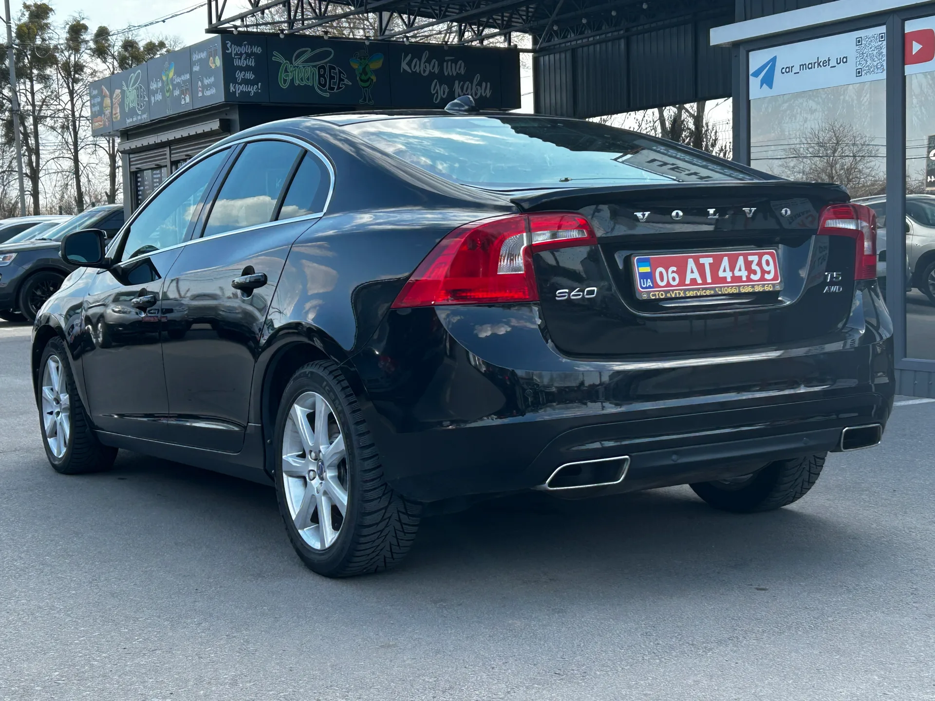 Volvo S60 — фото 4