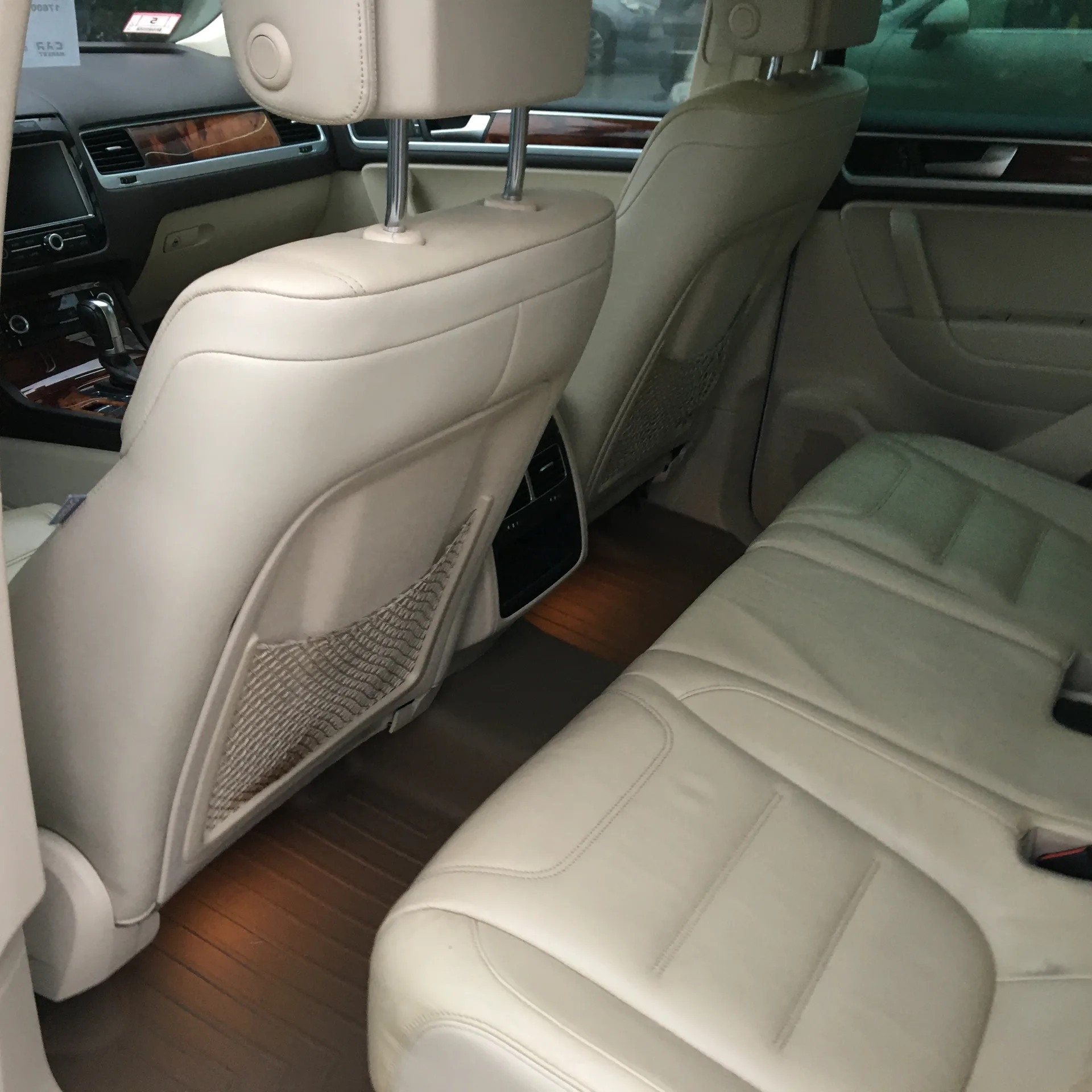 Volkswagen Touareg — фото 5