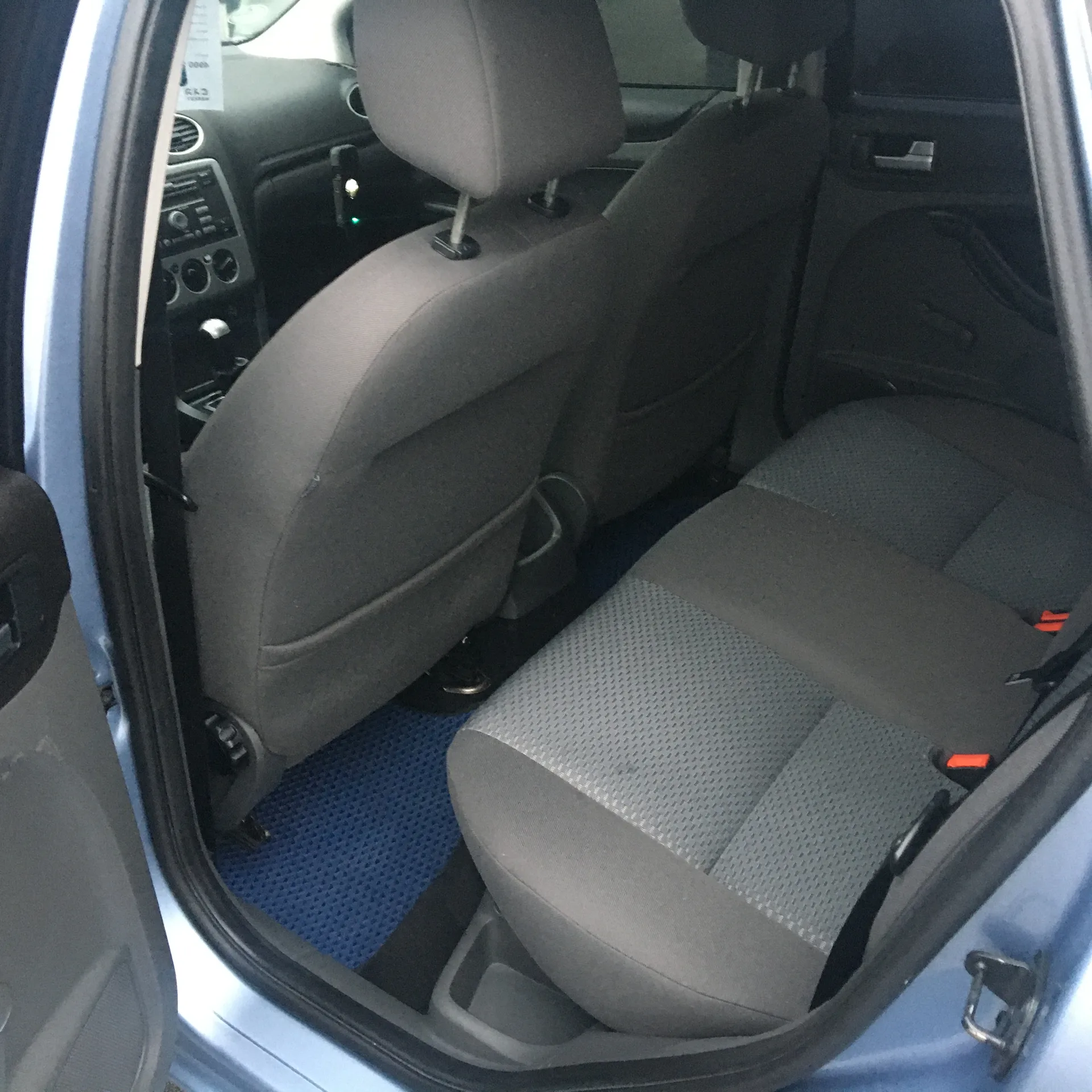 Ford Focus — фото 7