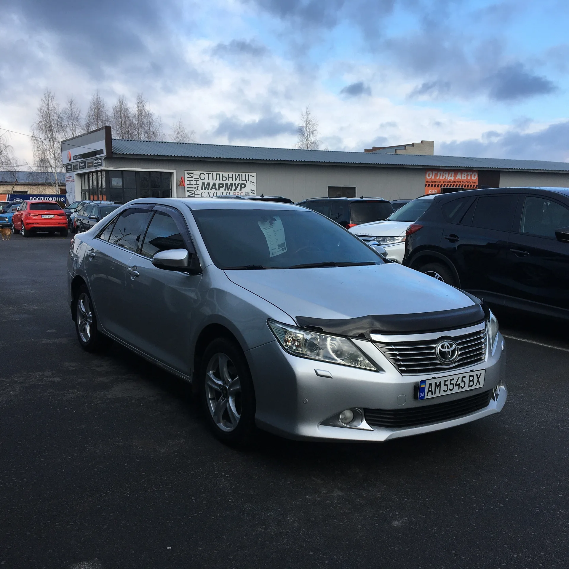 Toyota Camry — фото 2