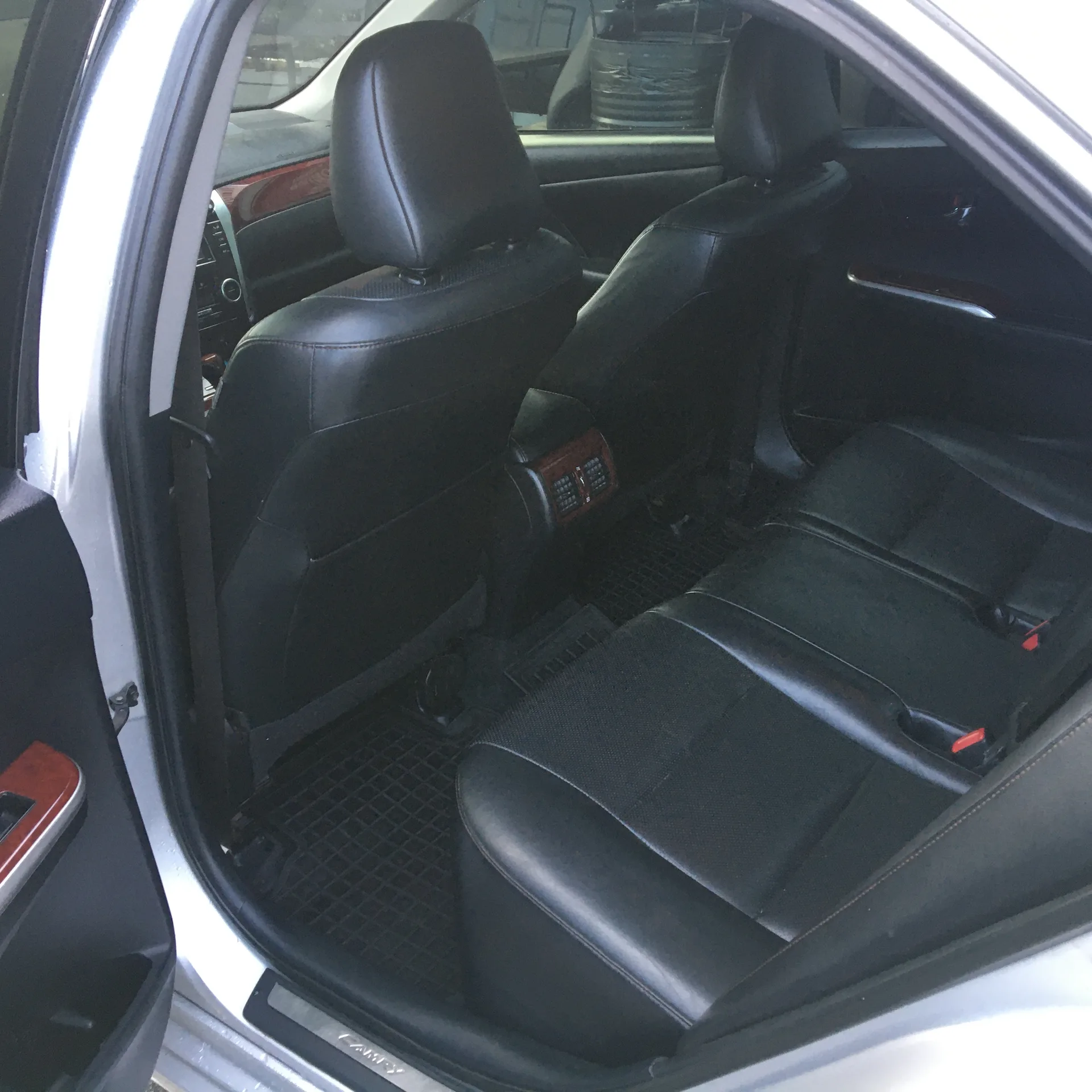 Toyota Camry — фото 4