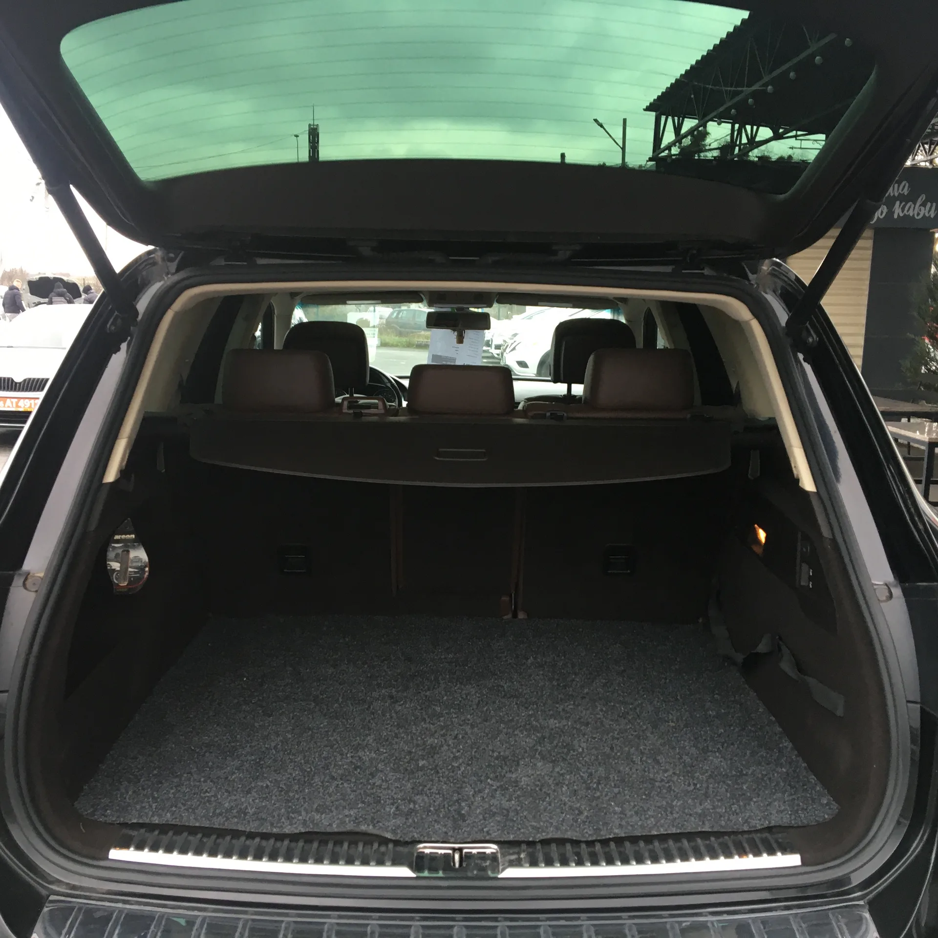 Volkswagen Touareg — фото 5