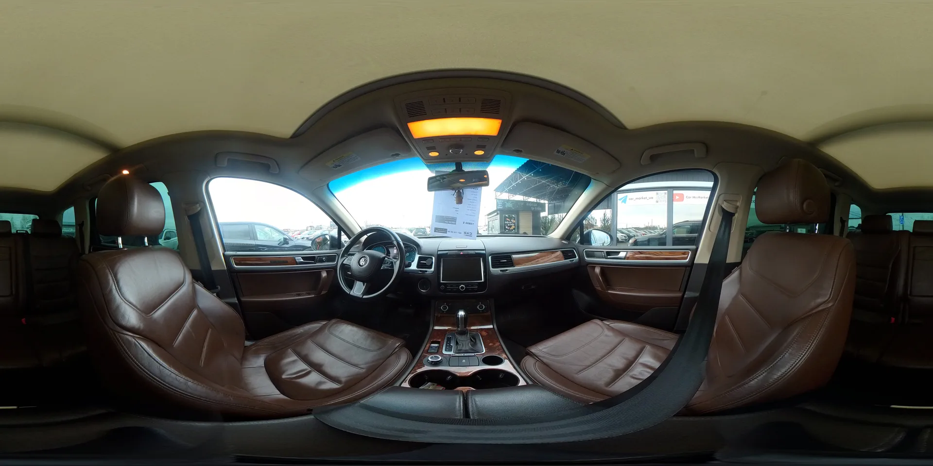 Volkswagen Touareg — 360°