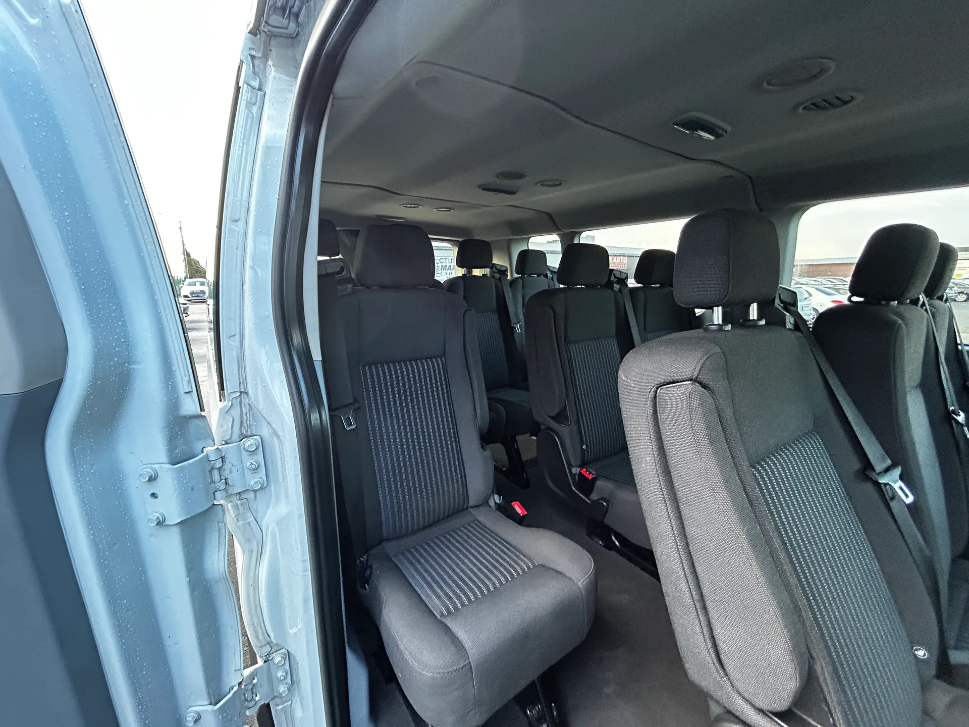 Ford Transit — фото 7