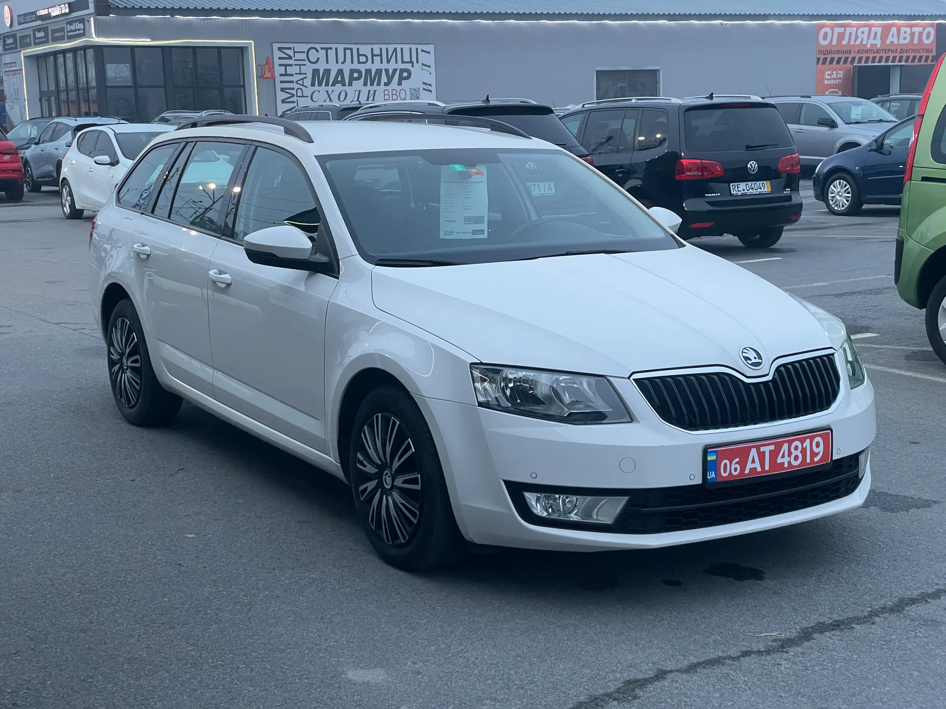 Skoda Octavia — фото 2