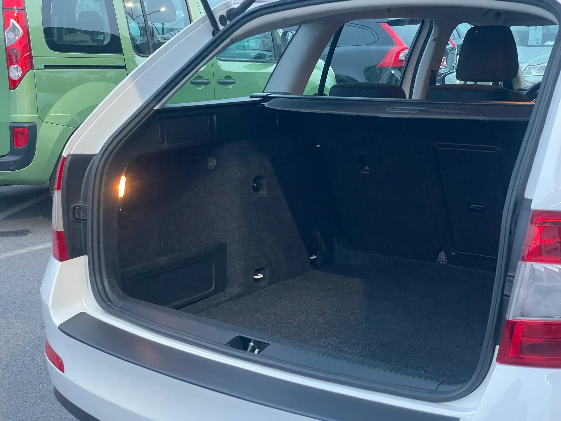 Skoda Octavia — фото 11