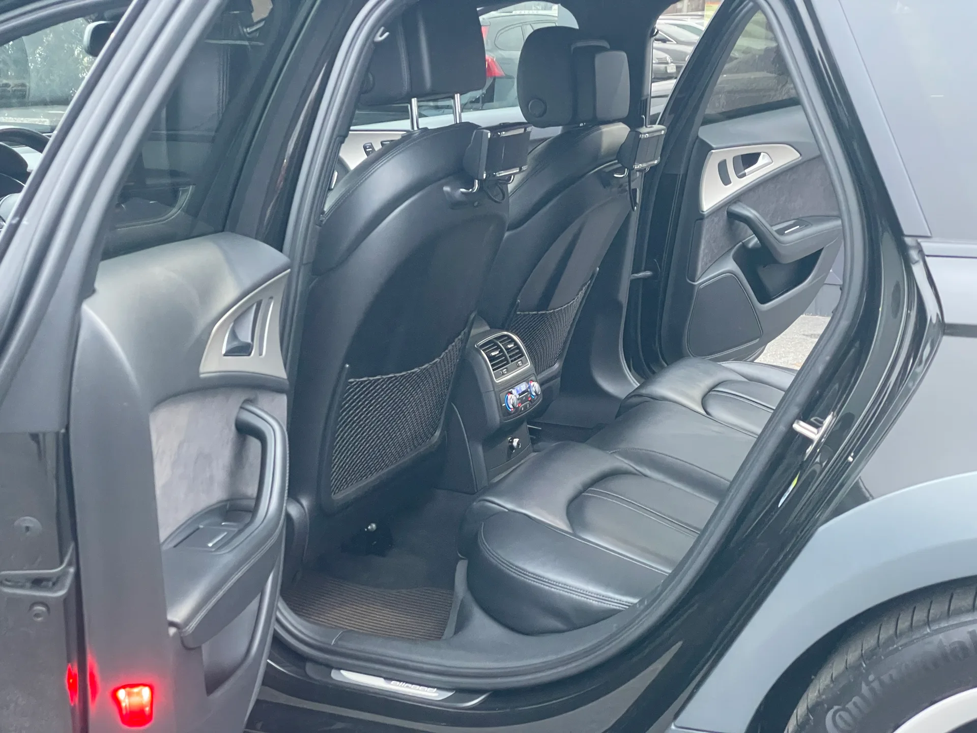 Audi A6 Allroad — фото 9