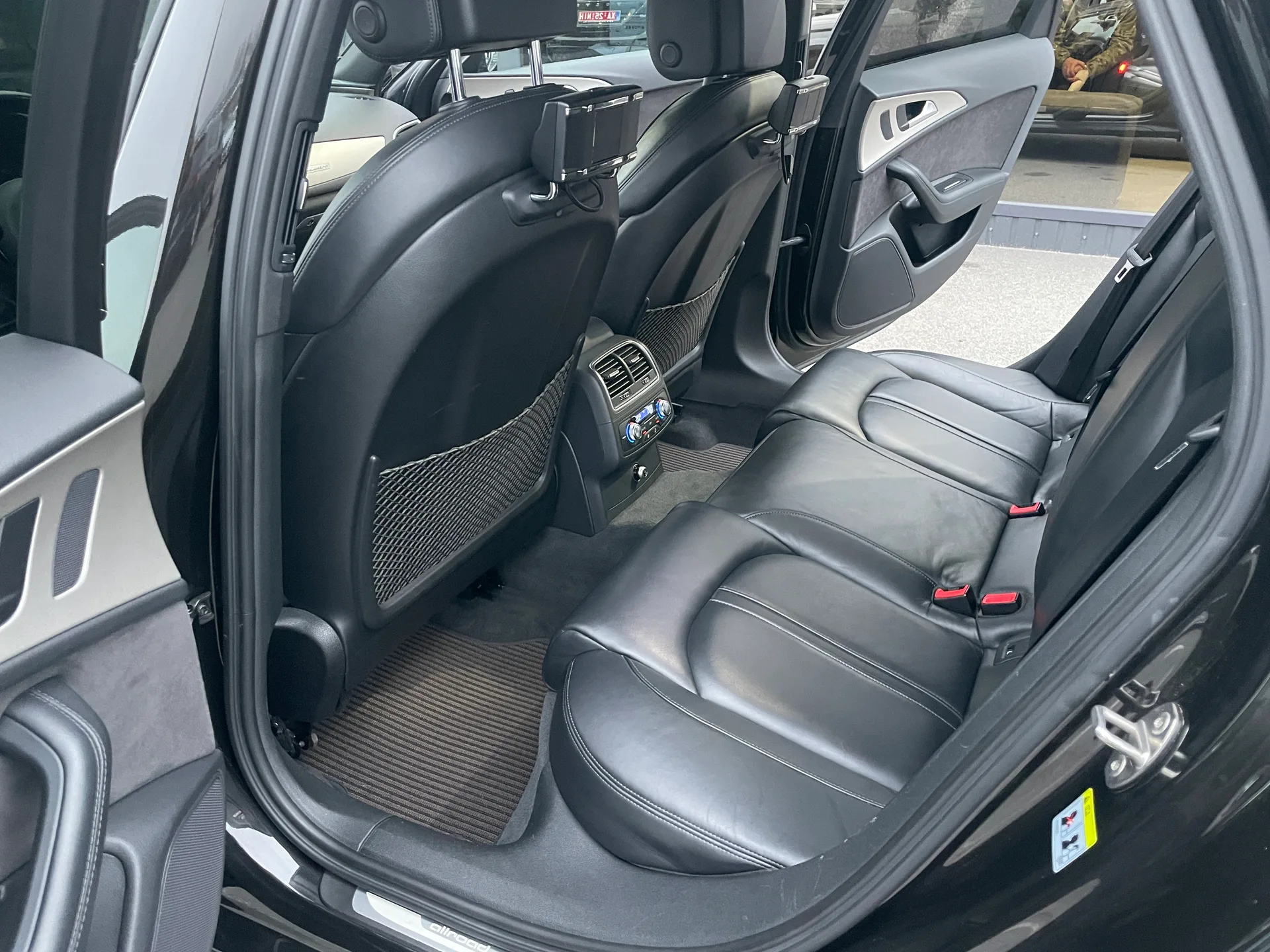 Audi A6 Allroad — фото 10