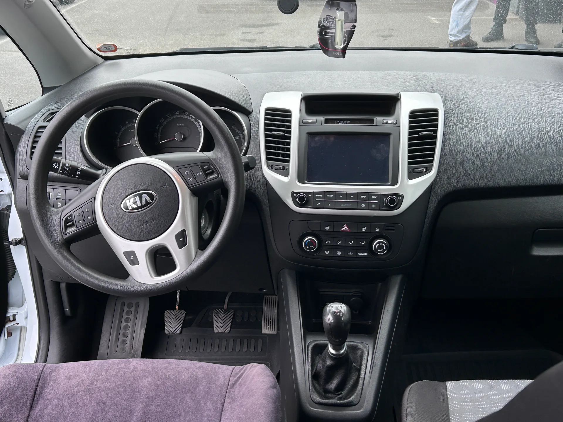 Kia Venga — фото 7