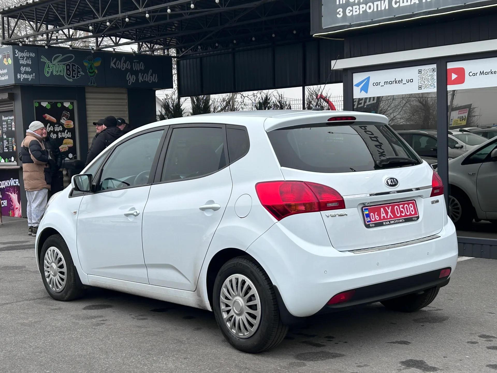 Kia Venga — фото 5